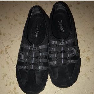Black Skechers